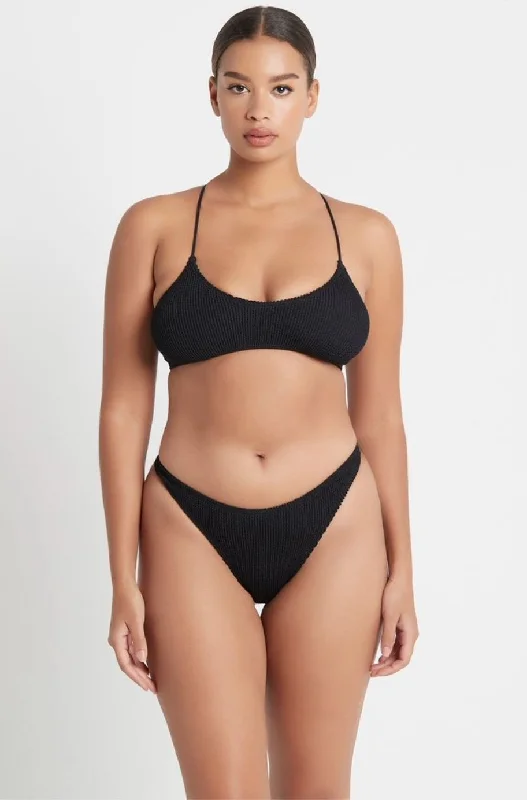 In - vogue  Black The Selena Top